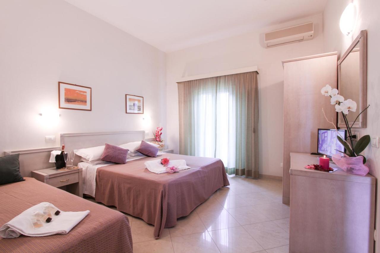 Hotel Villa Sole Resort Bellaria-Igea Marina Eksteriør billede