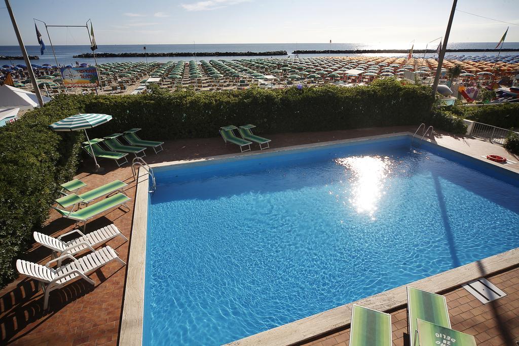 Hotel Villa Sole Resort Bellaria-Igea Marina Eksteriør billede