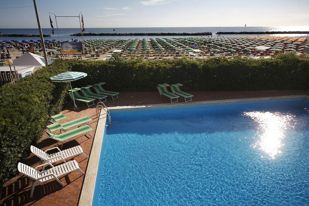 Hotel Villa Sole Resort Bellaria-Igea Marina Eksteriør billede