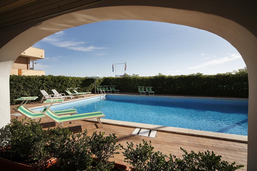 Hotel Villa Sole Resort Bellaria-Igea Marina Eksteriør billede