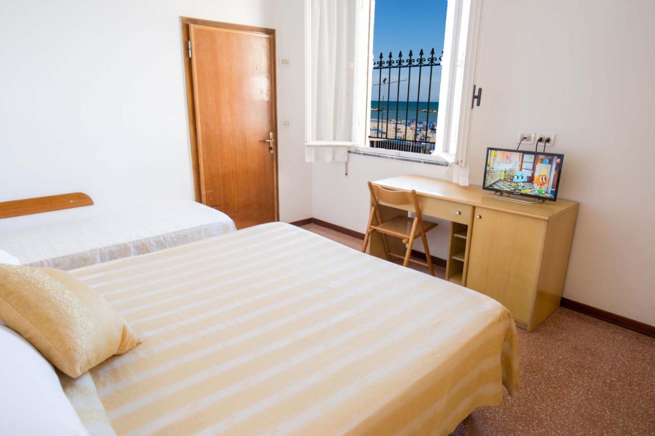 Hotel Villa Sole Resort Bellaria-Igea Marina Eksteriør billede