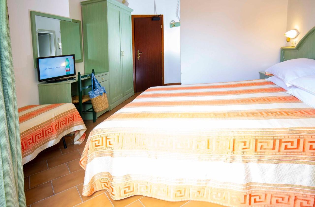 Hotel Villa Sole Resort Bellaria-Igea Marina Eksteriør billede