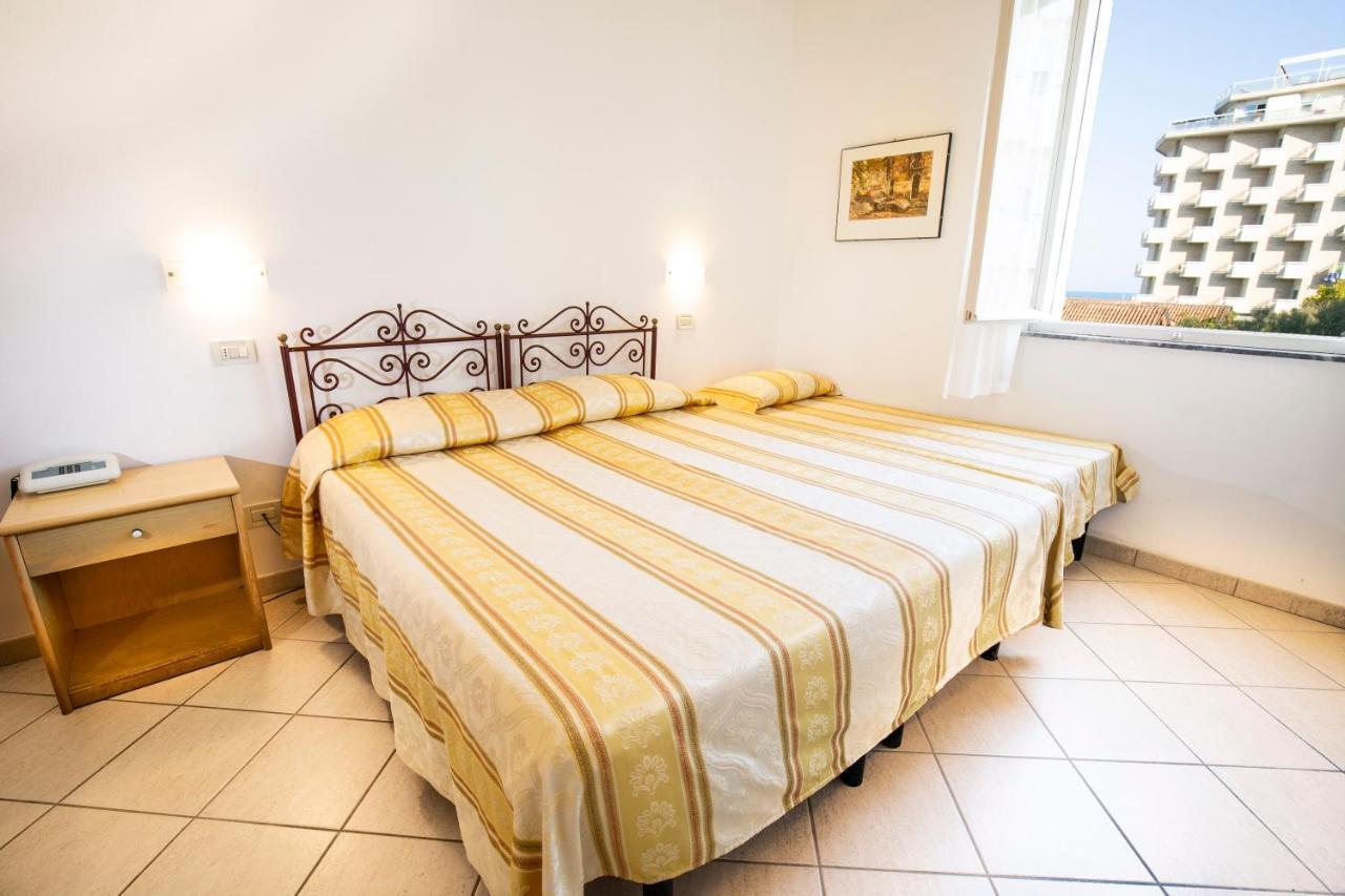 Hotel Villa Sole Resort Bellaria-Igea Marina Eksteriør billede
